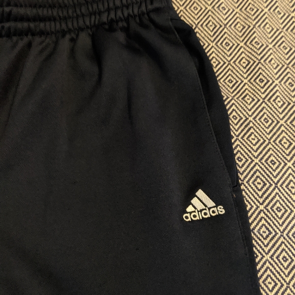 Adidas youth large navy sports pants - Picture 3 of 7